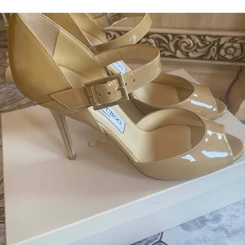 Jimmy Choo Ankle Strap Sandals Beige Leather Very good condition - Inside View