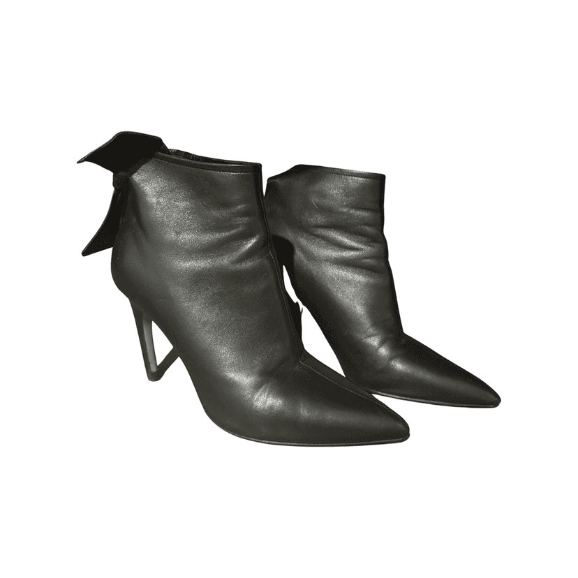 Christian Dior Boats Excellent Condition Black Leather Very good condition - Front View