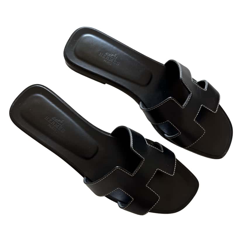 Hermès Oran Black Leather Very good condition - Front View