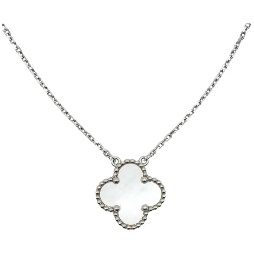 Van Cleef & Arpels Vintage Alhambra pendant Necklace 18K White Gold 5.3g JO172562 Gold White Gold Good condition - Front View