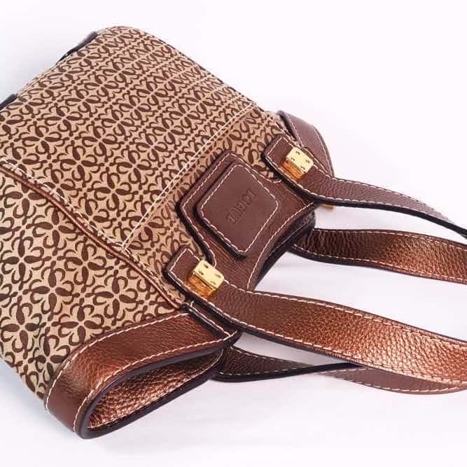 Loewe Anagram Tote Brown Canvas Leather Very good condition - Model View