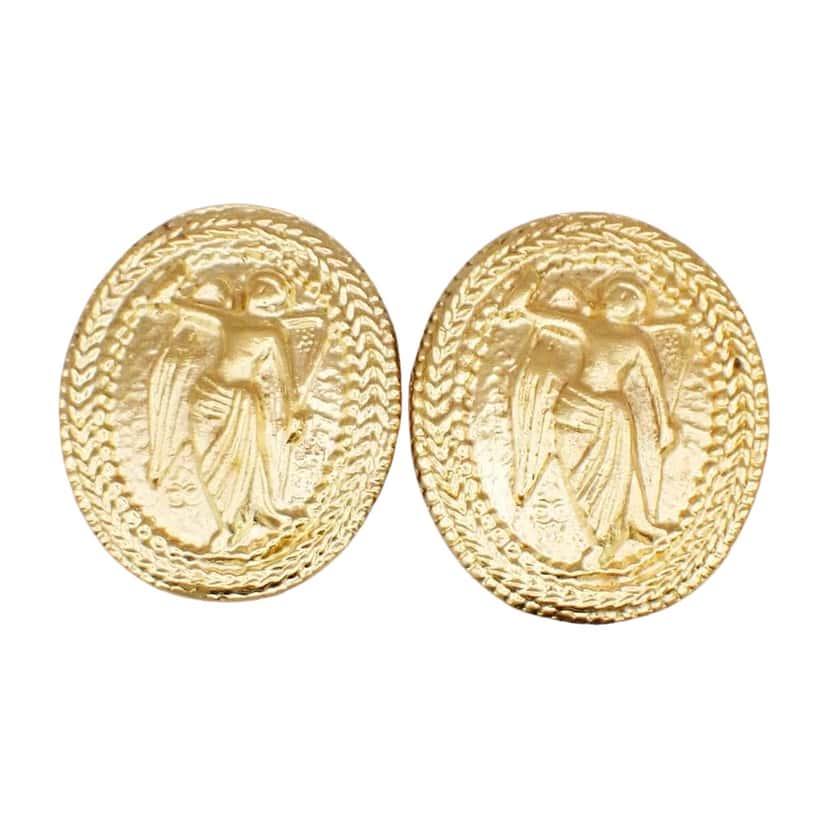 Chanel clips bouton ovale ange logo Gold Good condition - Front View