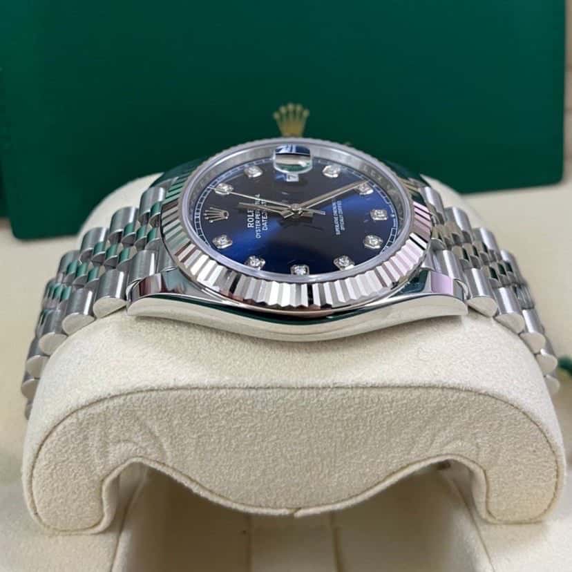 Rolex Datejust 41 Silver Never worn - Back View