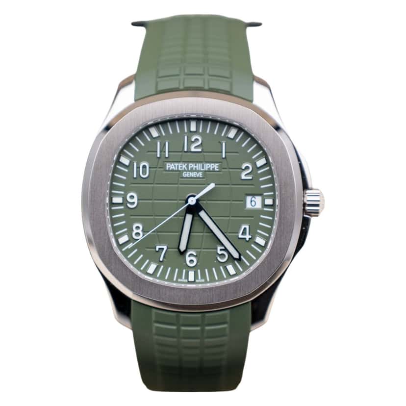 Patek Philippe Aquanaut 42mm Green Never worn - Front View