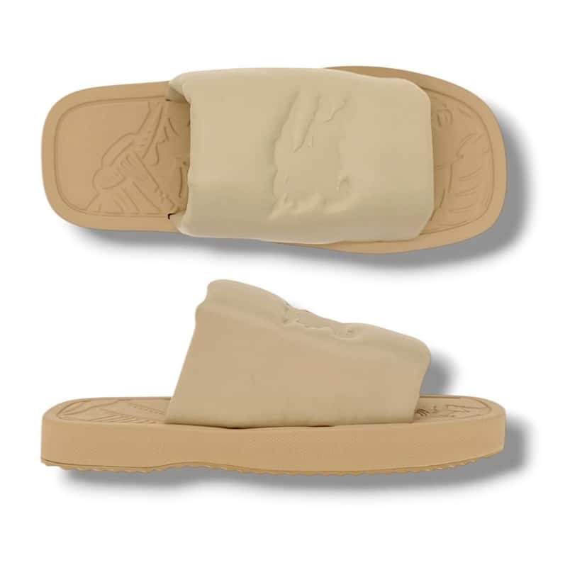 Burberry Burberry EKD Slap Beige Leather Never worn, with tag - Model View