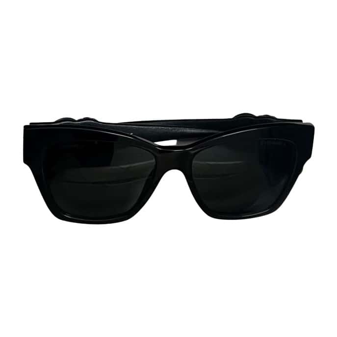 Chanel Butterfly Black Acetate Plastic Very good condition - Front View