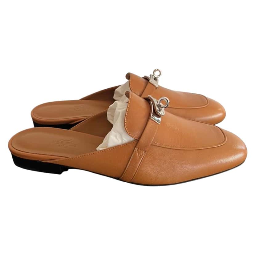 Hermès Oz Mules Camel Leather Never worn, with tag - Front View