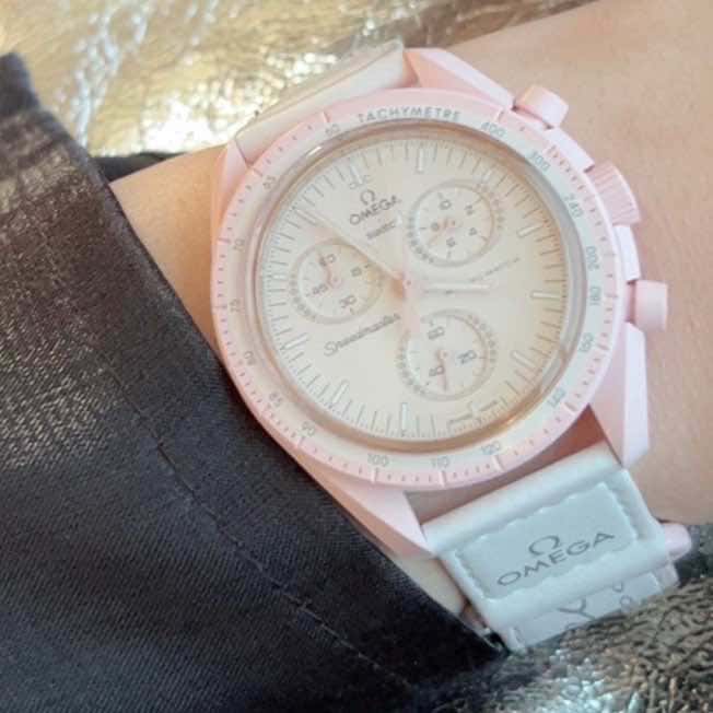 Omega x Swatch Mission to Venus White Good condition - Model View