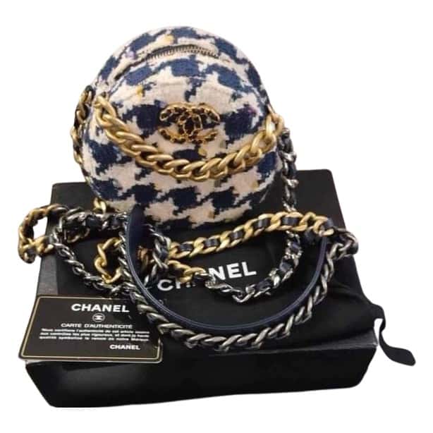 Chanel Tweed 19 Round Bag White Tweed Gold Good condition - Front View