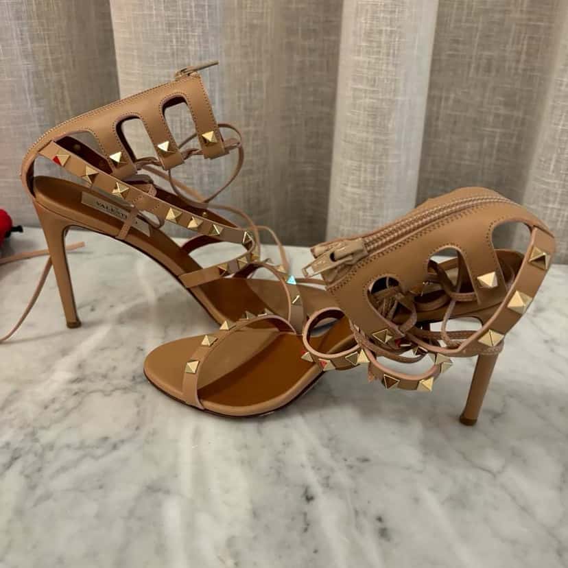 Valentino Garavani Rockstud Gladiator Heel Sandals Beige Leather Very good condition - Inside View