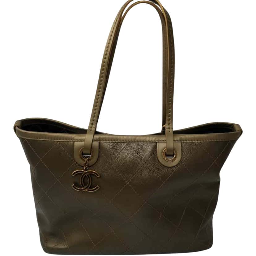 Chanel Tote Gold Leather Very good condition - Front View