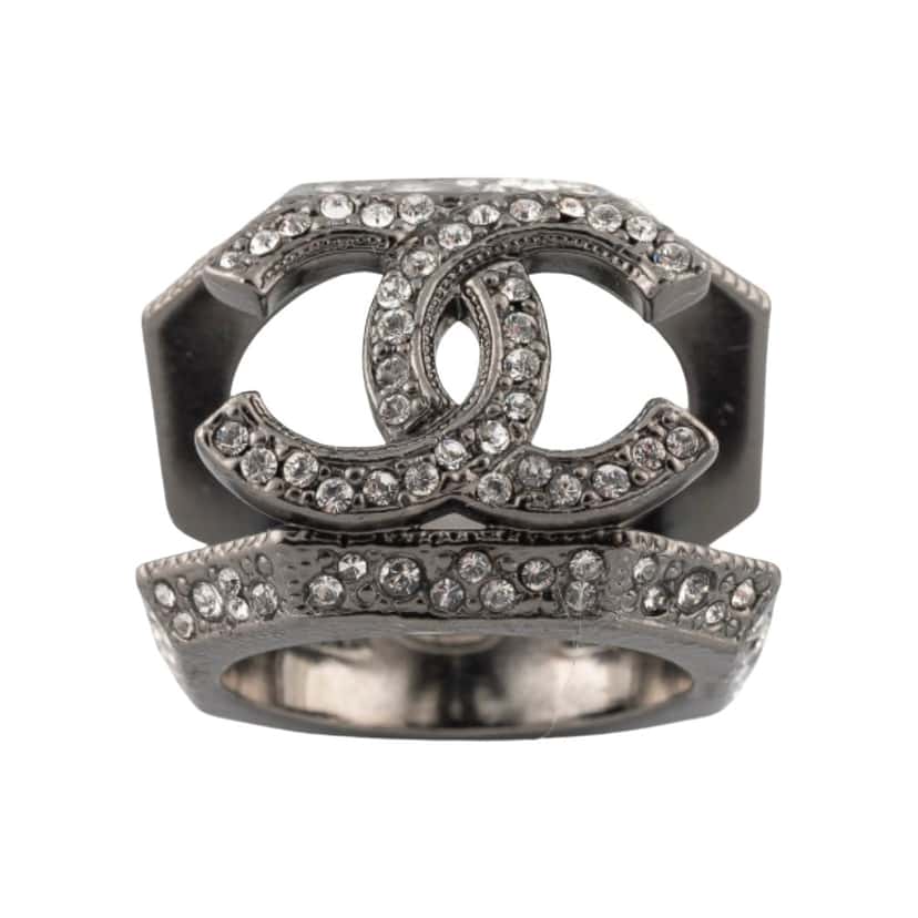 Chanel Product Grey Metal Very good condition - Front View