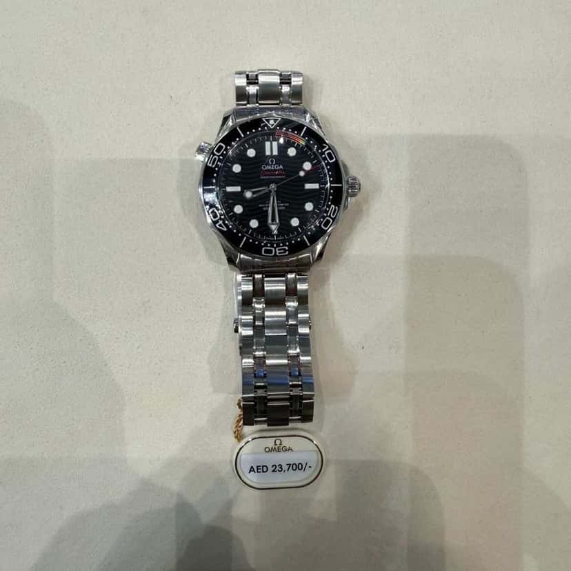 Omega Seamaster Diver 300m Black Never worn, with tag - Model View
