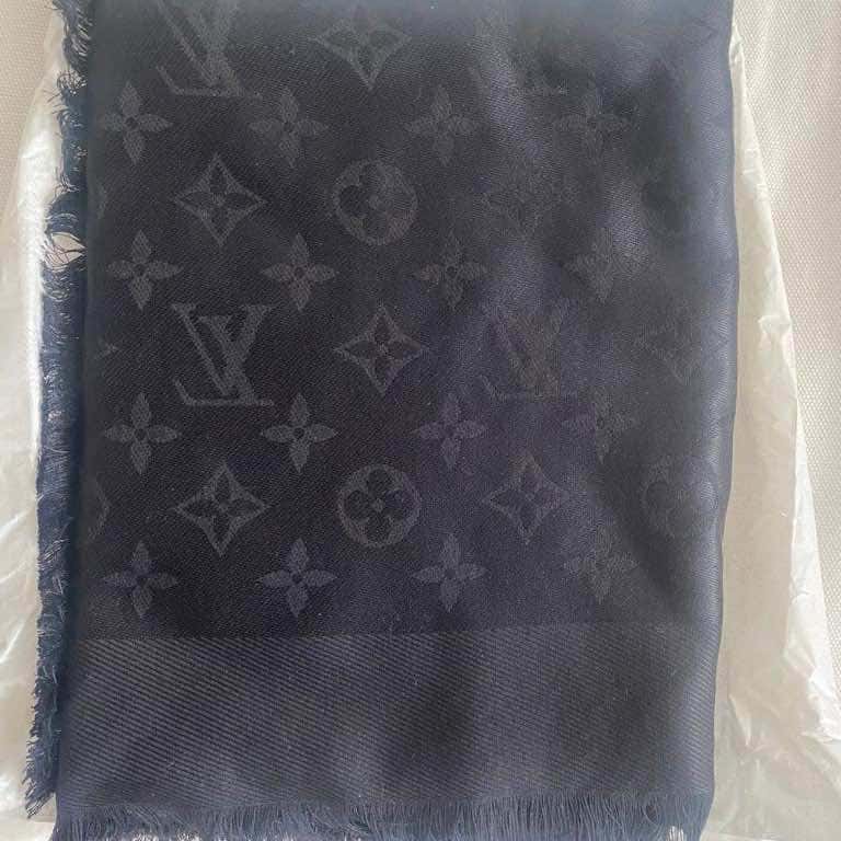 Louis Vuitton Classique Monogram Shawl Black Silk Never worn - Back View