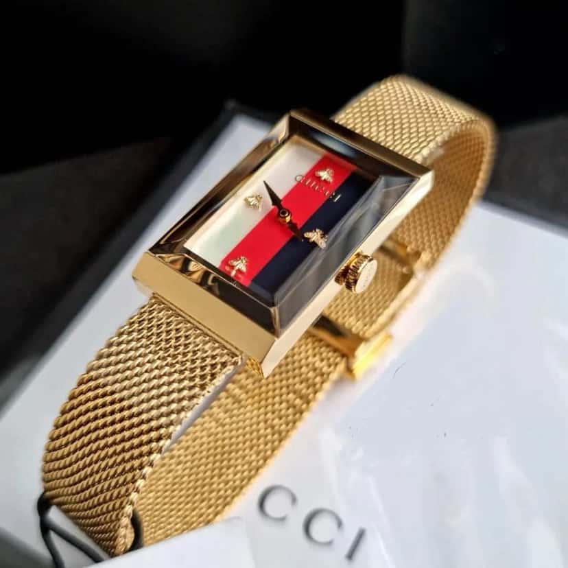 Gucci G-Frame Watch Gold Never worn, with tag - Inside View