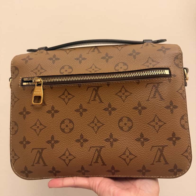 Louis Vuitton Pochette Metis Other Canvas Very good condition - Back View