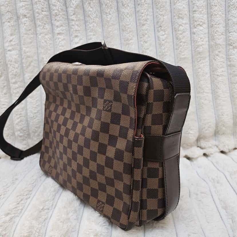 Louis Vuitton Naviglio Messenger Brown Canvas Gold Good condition - Back View