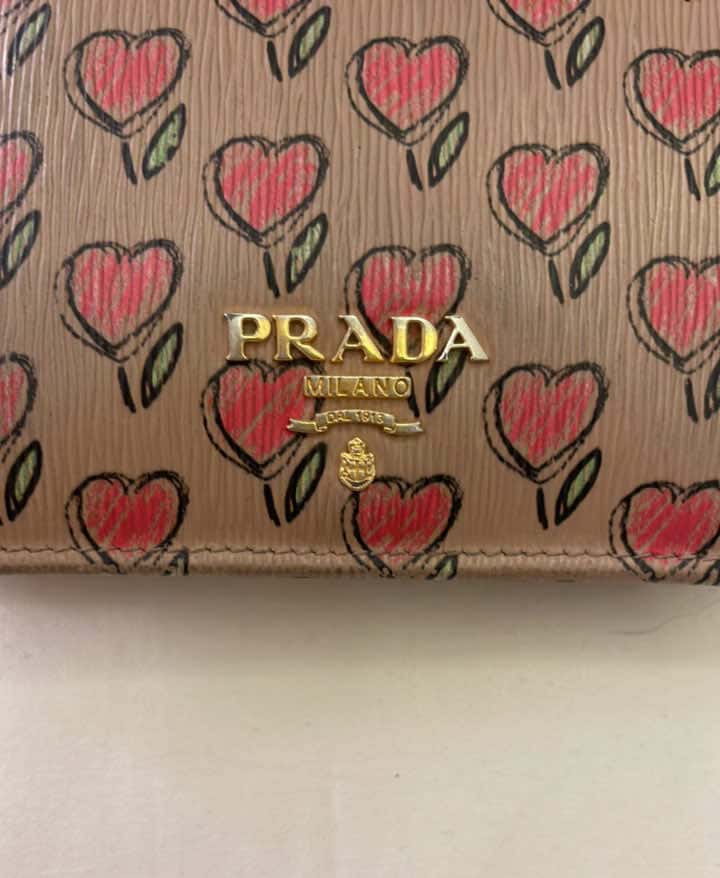 Prada Vitello Move Love Print Wallet Beige Leather Fair condition - Back View
