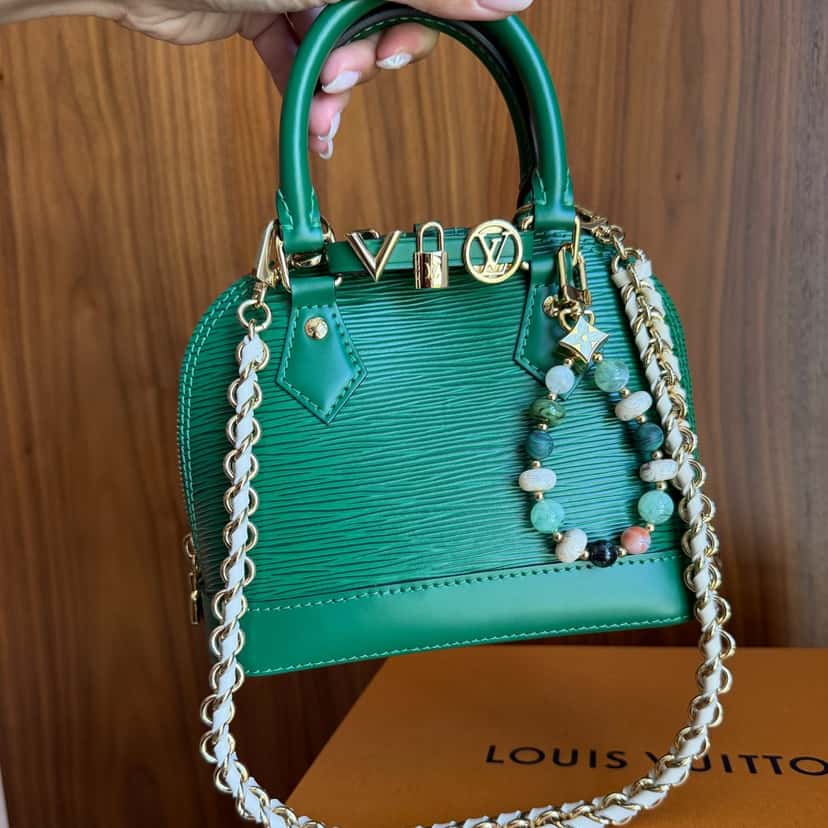 Louis Vuitton Alma Mini Epi Borneo Green Leather Never worn, with tag - Inside View