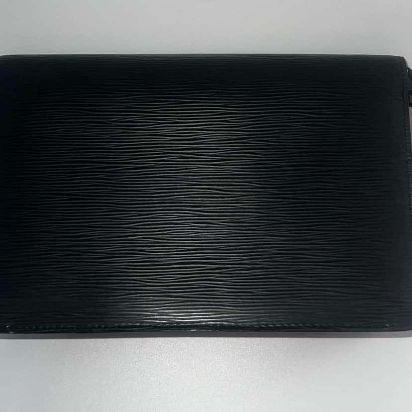 Louis Vuitton Dragonne Pochette Black Leather Metal Good condition - Back View