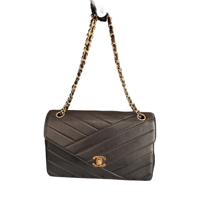 Chanel Classic Black Very good condition - Front View