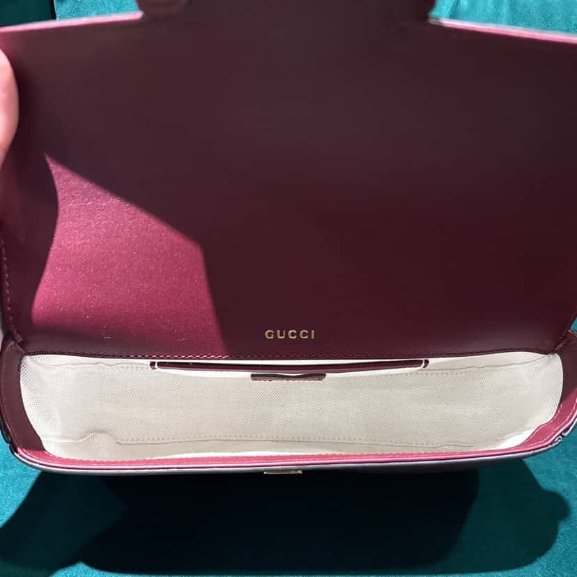 Gucci Horsebit 1955 rossoancora leather Burgundy Leather Never worn, with tag - Model View