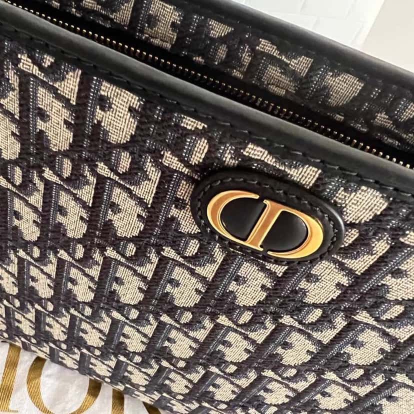 Christian Dior 30 Montaigne Pouch Navy Jacquard Never worn, with tag - Model View