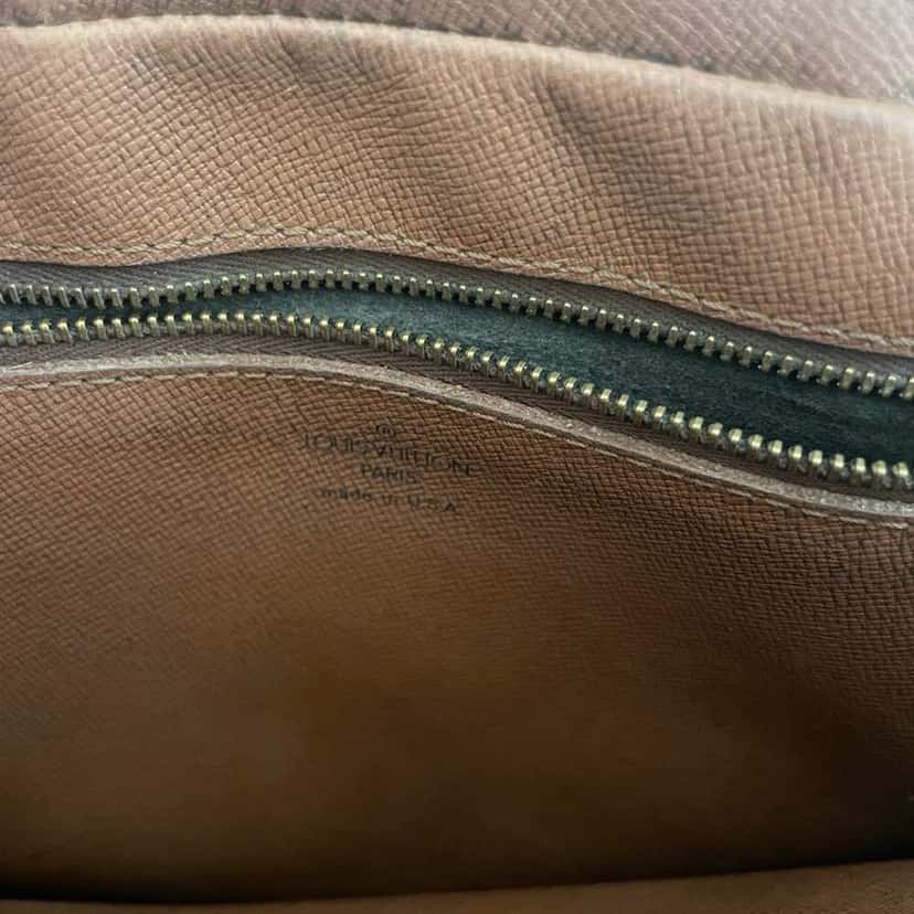 Louis Vuitton Jeune Fille MM Brown Canvas Leather Fair condition - Model View