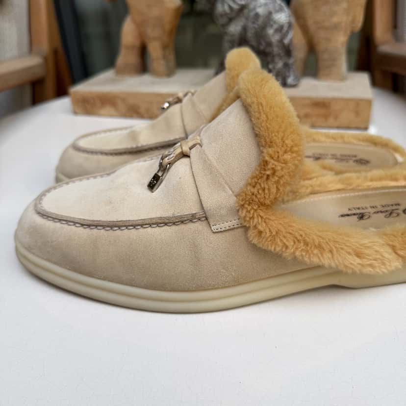 Loro Piana Summer Walk Charm Babuche Beige Suede Very good condition - Inside View