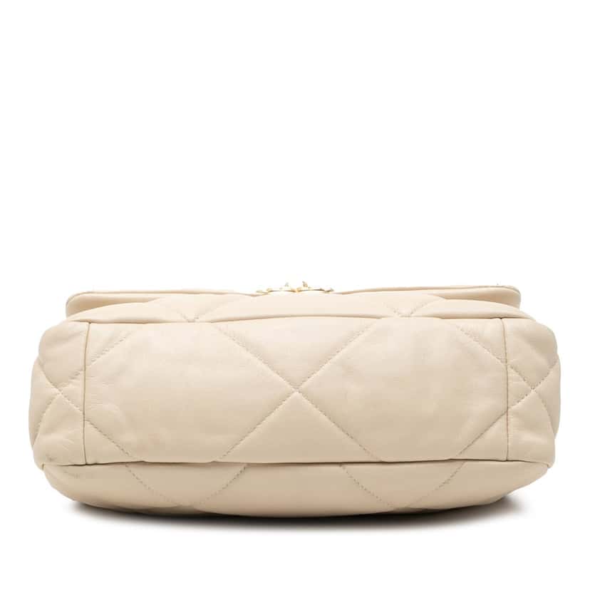 Chanel Medium Lambskin 19 Flap Brown Leather Very good condition - Inside View