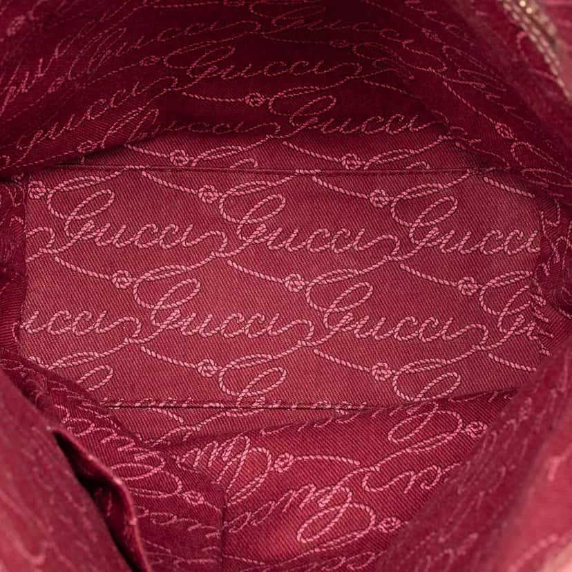 Gucci GG Canvas Charmy Tote Beige Very good condition - Model View