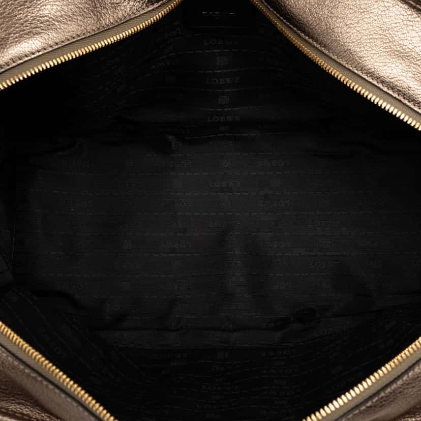 LOEWE Metallic Goatskin Amazona 36 Gold Leather Very good condition - Model View