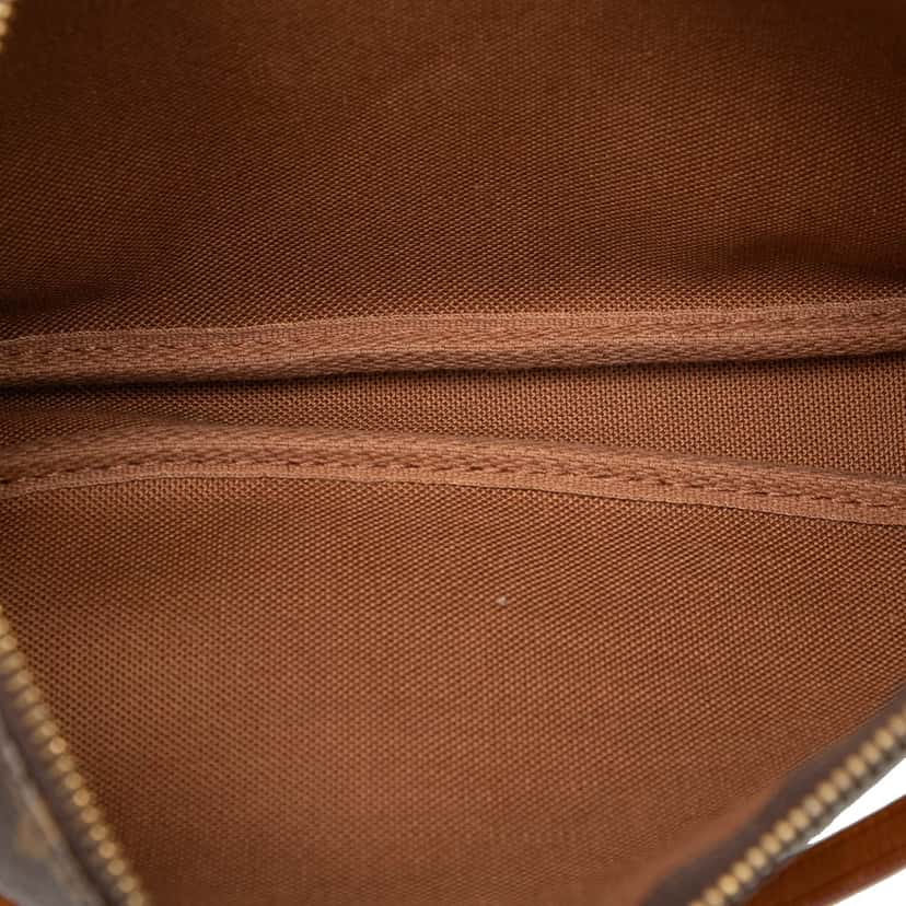 Louis Vuitton Monogram Pochette Accessoires Brown Very good condition - Model View