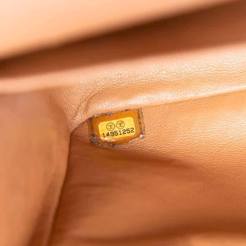 Chanel Jumbo Classic Caviar Double Flap Brown Leather Very good condition - Box View