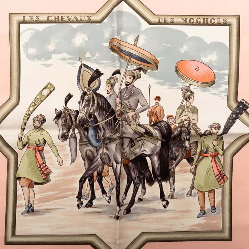 Hermès Les Chevaux des Moghols Silk Scarf 90 Pink Very good condition - Back View