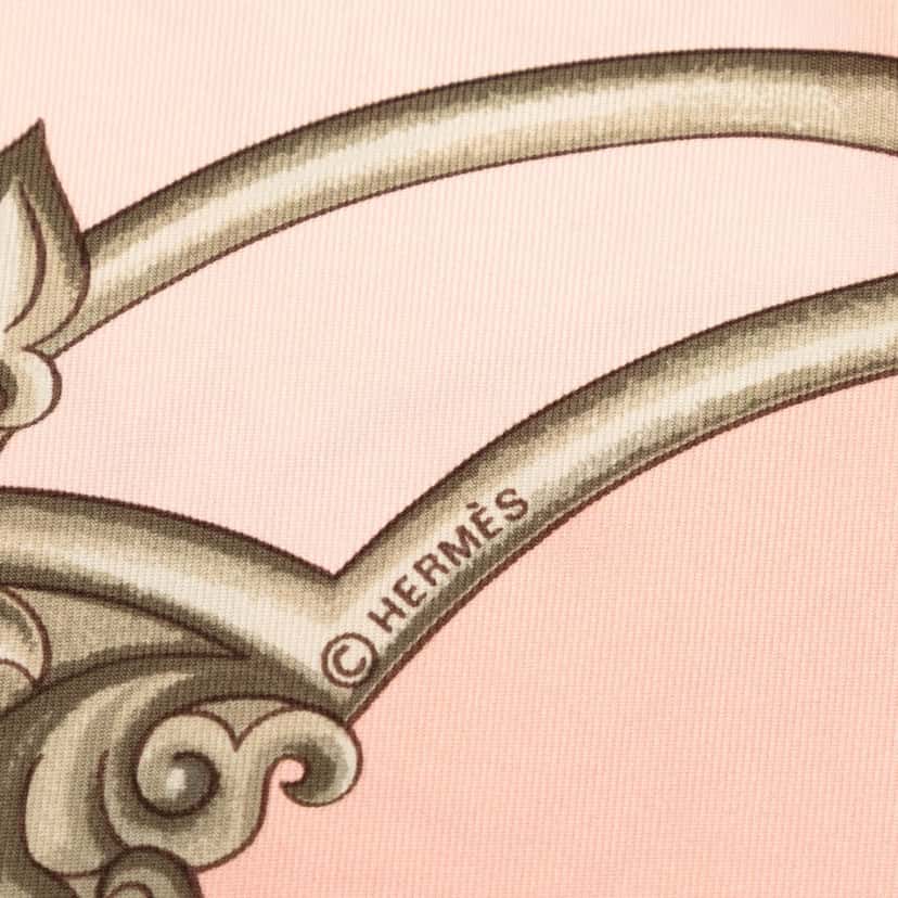 Hermès Les Chevaux des Moghols Silk Scarf 90 Pink Very good condition - Inside View