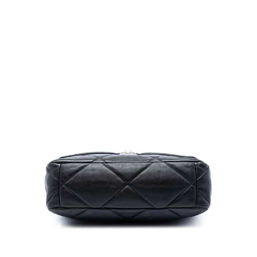 Chanel Large Lambskin 19 Flap Black Leather Very good condition - Inside View