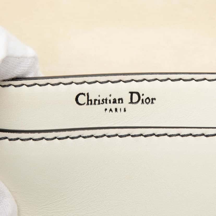Dior Medium Calfskin JAdior Chain Flap White Leather Very good condition - Box View