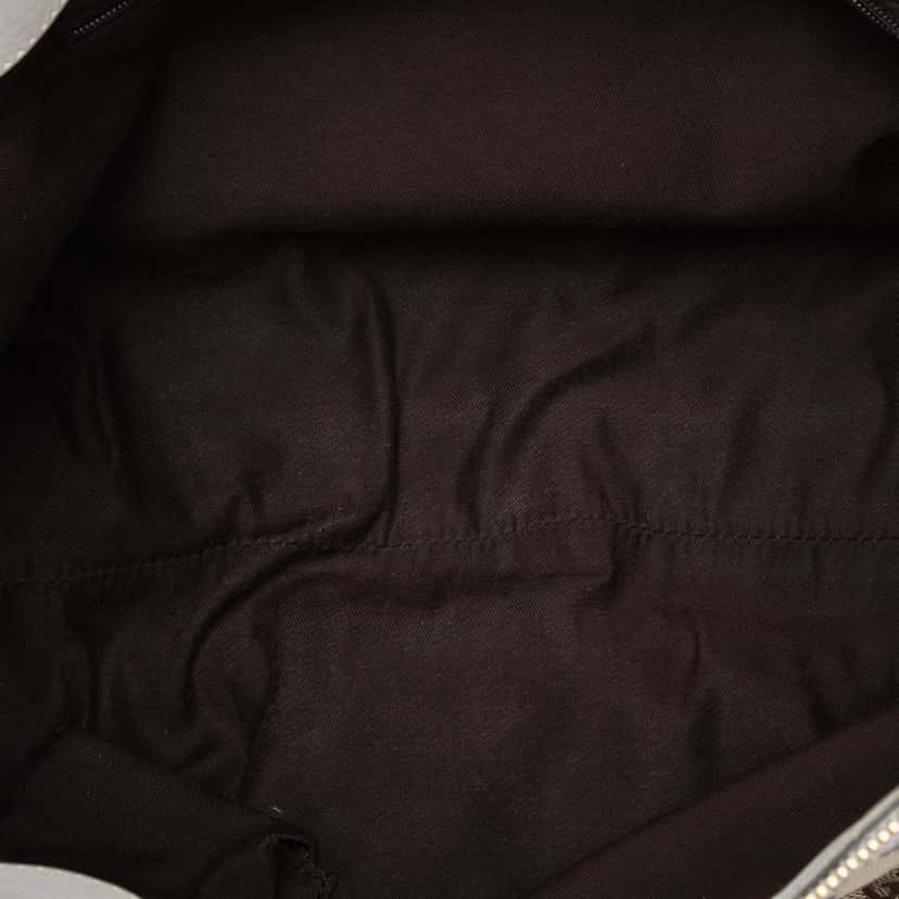 Gucci GG Canvas Abbey D Ring Tote Beige Very good condition - Model View