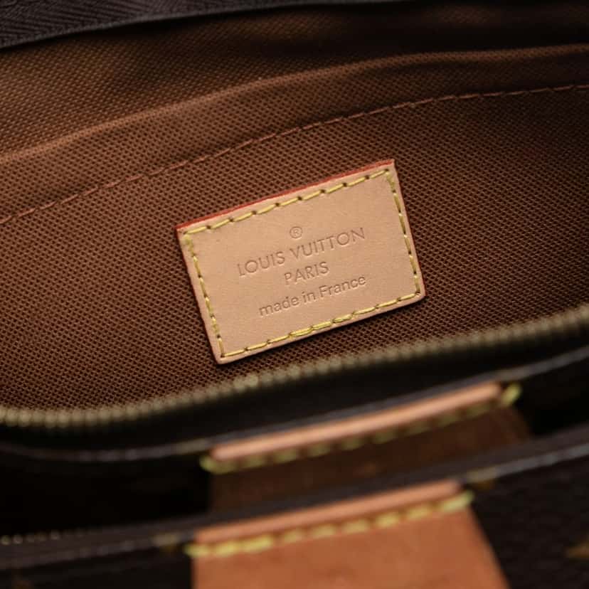 Louis Vuitton Monogram Multi Pochette Accessoires Brown Very good condition - Box View