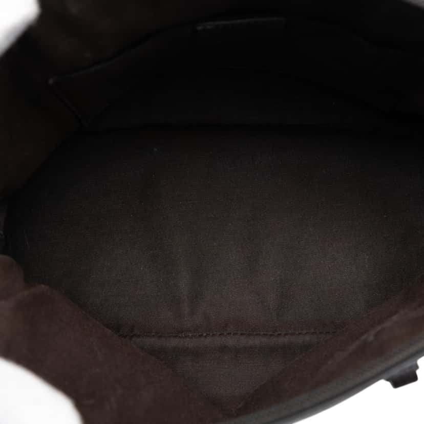 Gucci Mini GG Crystal Dome Satchel Beige Very good condition - Model View