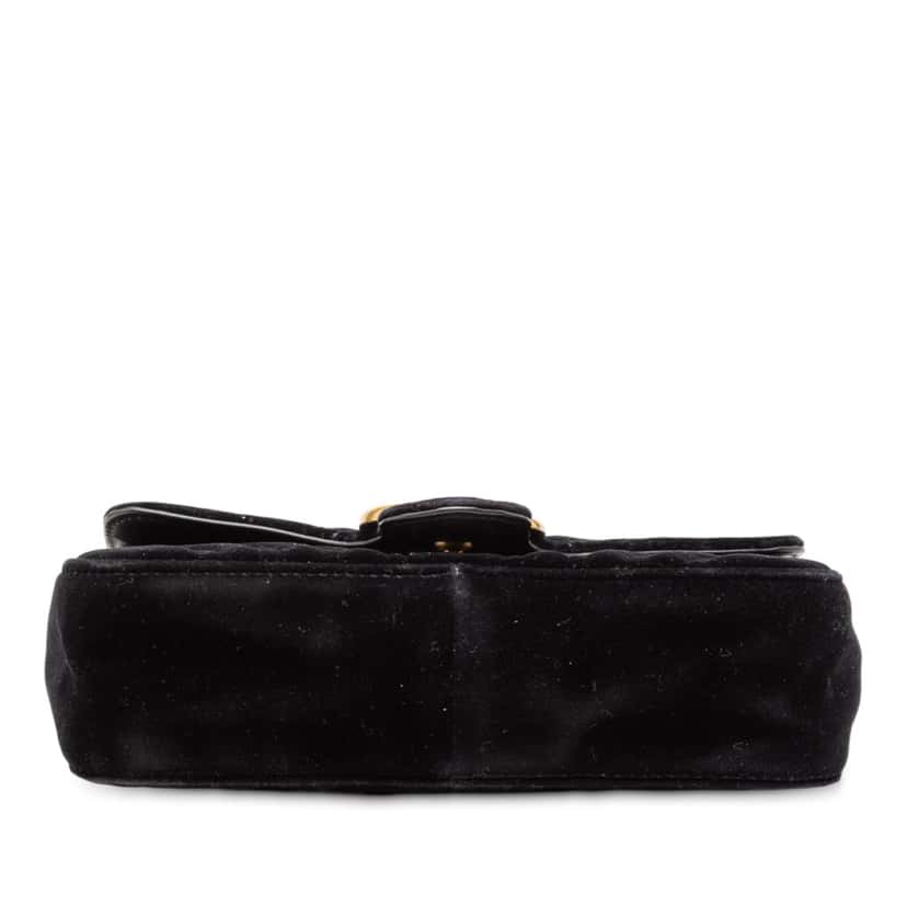 Gucci Small GG Marmont Matelasse Velvet Shoulder Bag Black Very good condition - Inside View