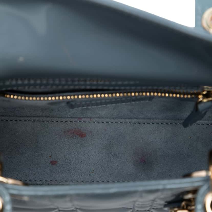 Dior Mini Patent Cannage Lady Dior Blue Leather Very good condition - Model View