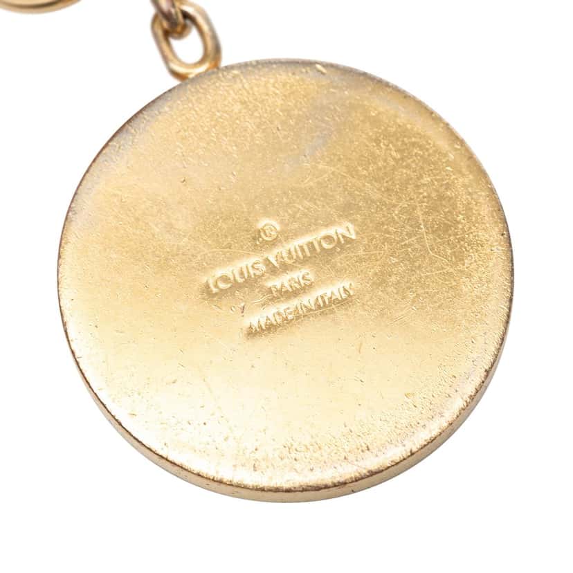 Louis Vuitton Gold Plated and Resin LV Circle Key Holder and Bag Charm Gold Metal Very good condition - Inside View