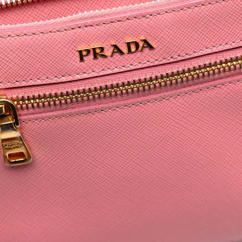 Prada Saffiano Lux Front Pocket Crossbody Pink Leather Very good condition - Box View