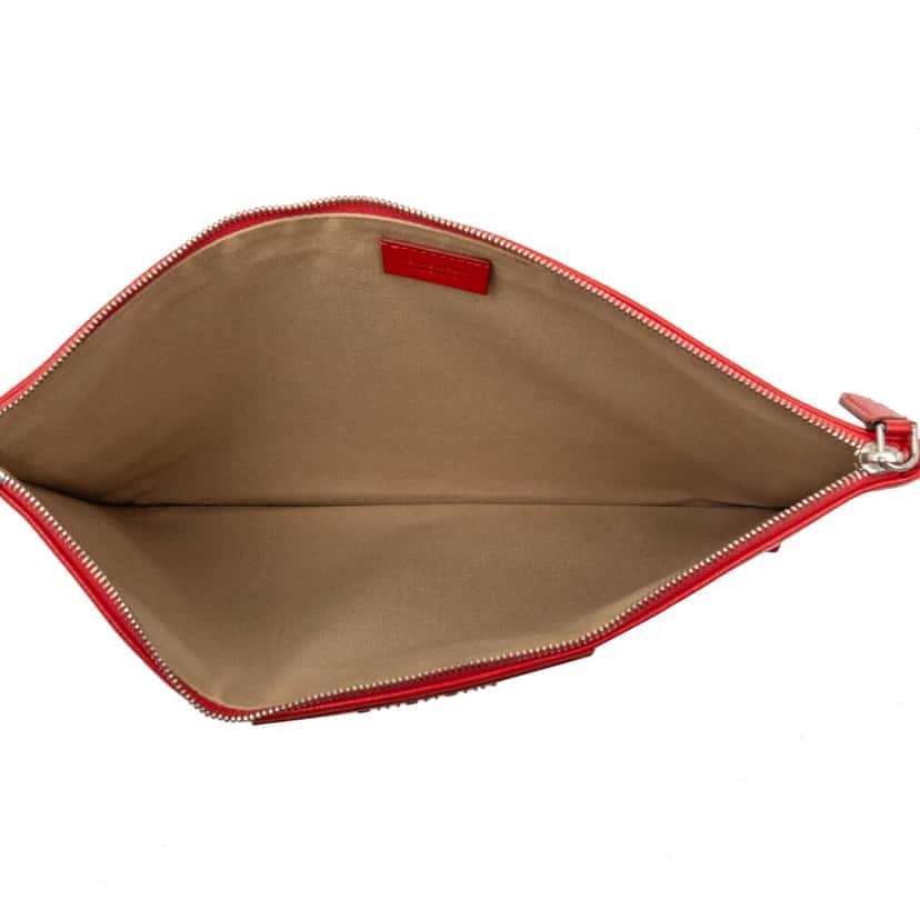 Givenchy Medium Antigona Leather Clutch Red Leather Very good condition - Model View