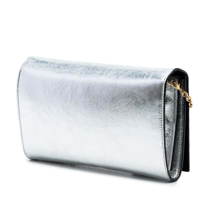 Saint Laurent Crinkled Metallic Calfskin Belle de Jour Chain Clutch Silver Leather Very good condition - Back View