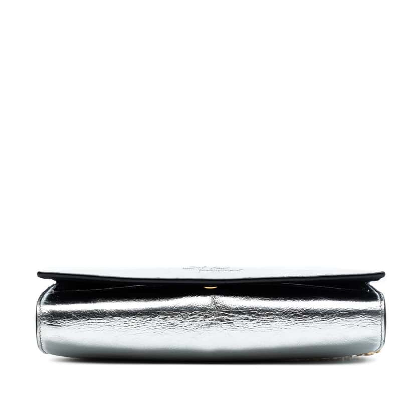 Saint Laurent Crinkled Metallic Calfskin Belle de Jour Chain Clutch Silver Leather Very good condition - Inside View