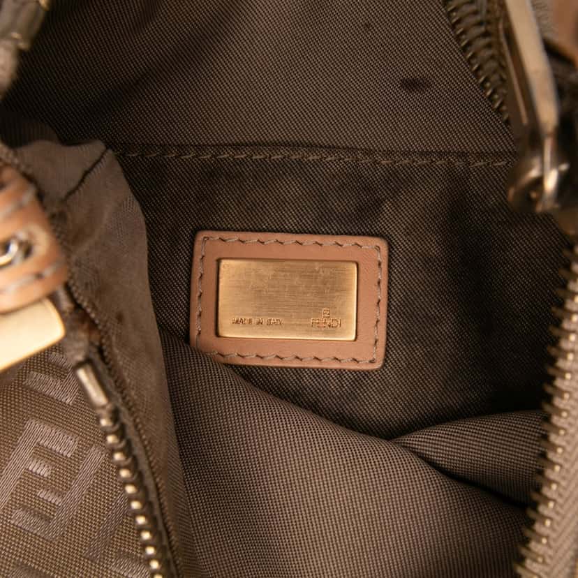 Fendi Zucchino Canvas Crossbody Beige Very good condition - Box View