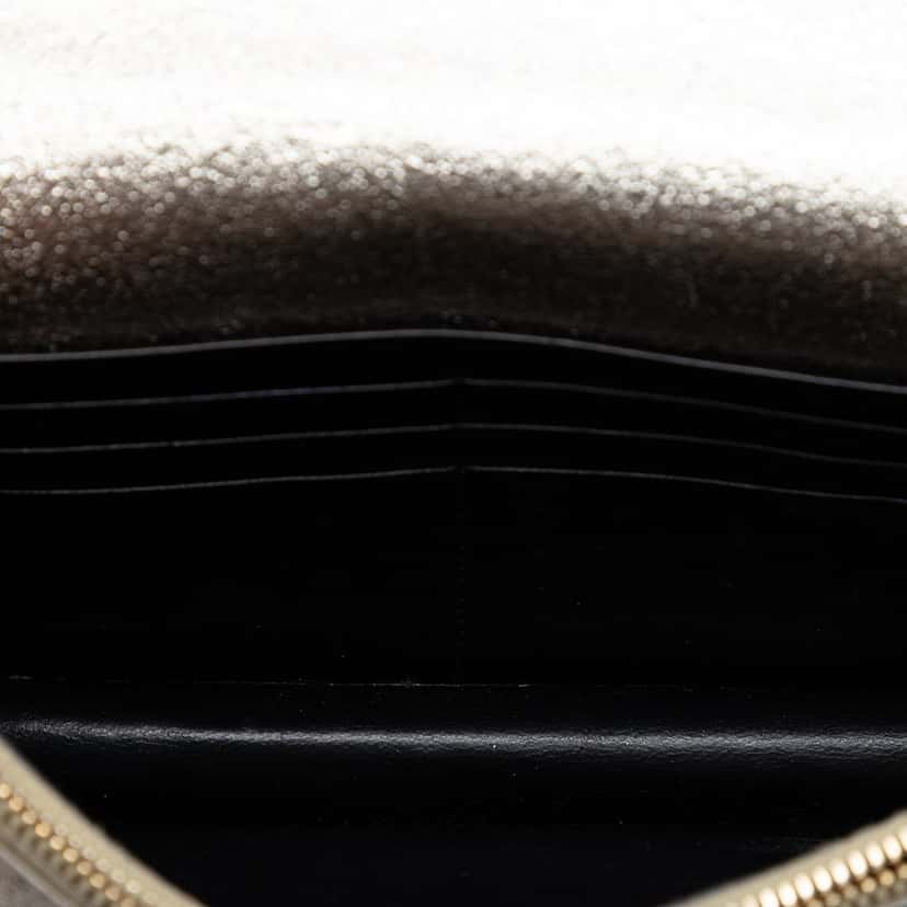 Saint Laurent Metallic Textured Calfskin Envelope Wallet On Chain Silver Leather Very good condition - Model View